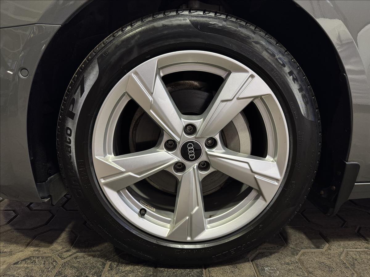 Audi A6 Kombi 2,0 l 150 kw