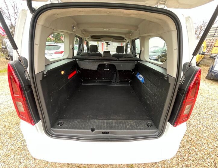 Toyota ProAce City Verso 11