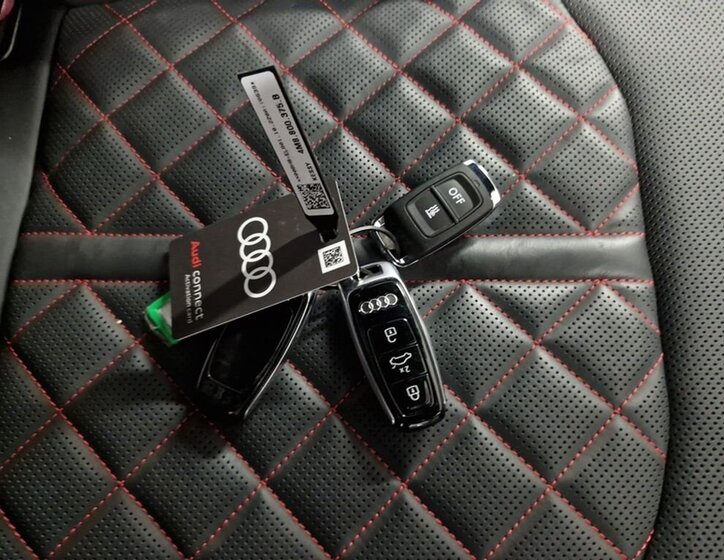 Audi SQ8 SUV / Terénní 4,0 l 373 kw