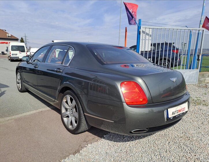 Bentley Continental Flying Spur Sedan / Limuzína 6,0 l 412 kw