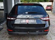 Škoda Superb 9