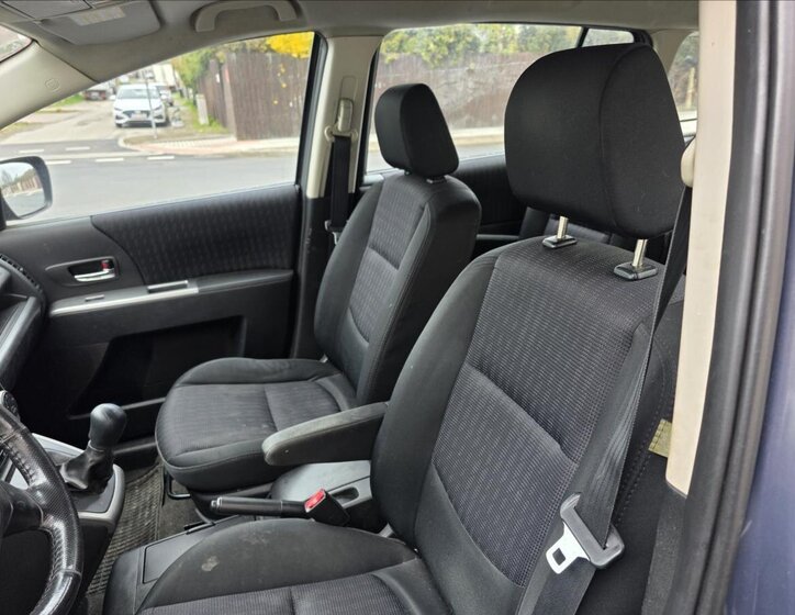 Mazda 5 Kombi 2,0 l 81 kw