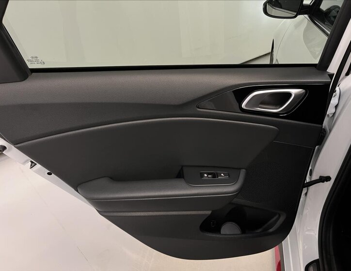 KIA ProCeed Kombi 1,6 l 150 kw