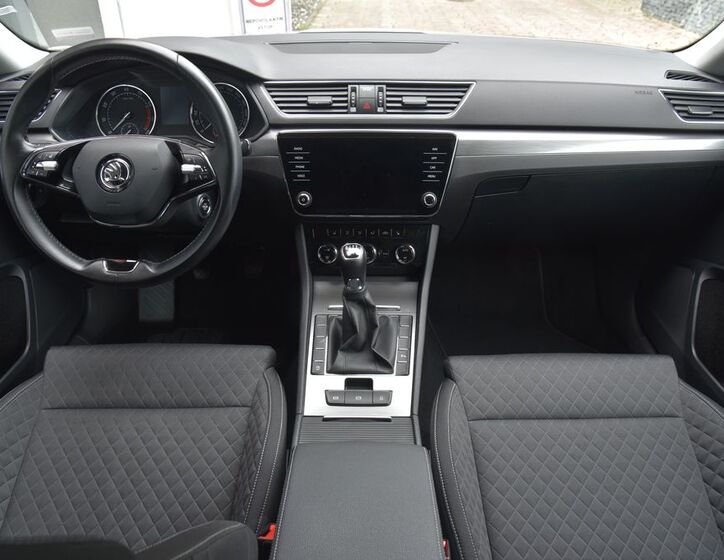 Škoda Superb 27