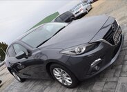 Mazda 3 Sedan 1,5 l 74 kw