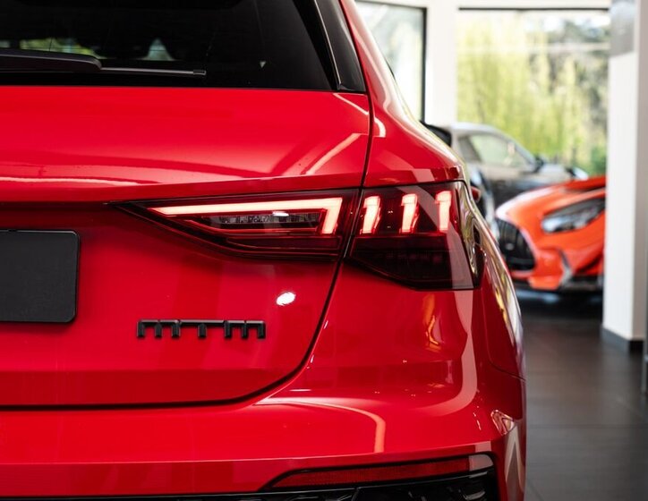 Audi RS3 Hatchback 2,5 l 294 kw