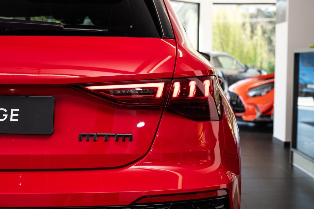 Audi RS3 Hatchback 2,5 l 294 kw