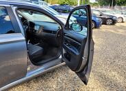 Mitsubishi Outlander 10