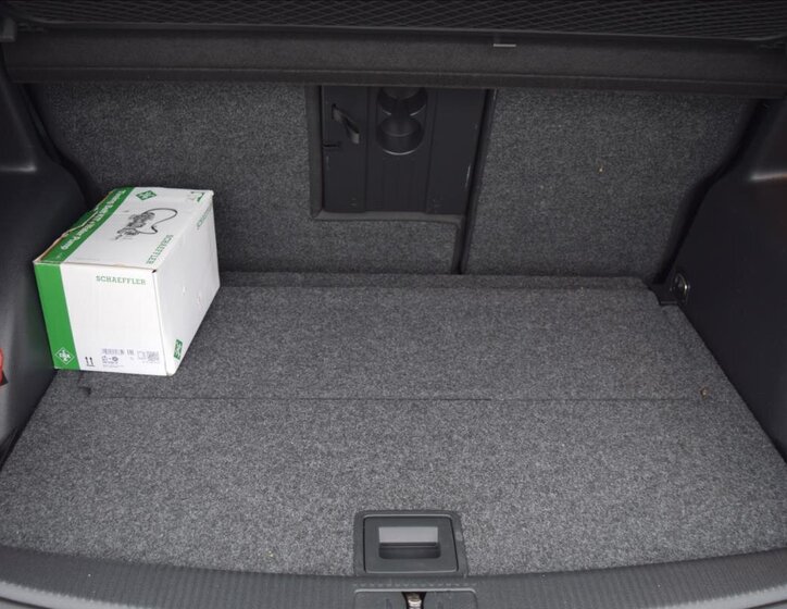 Volkswagen Golf Kombi 1,6 l 77 kw