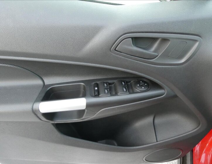 Ford Tourneo Connect 29
