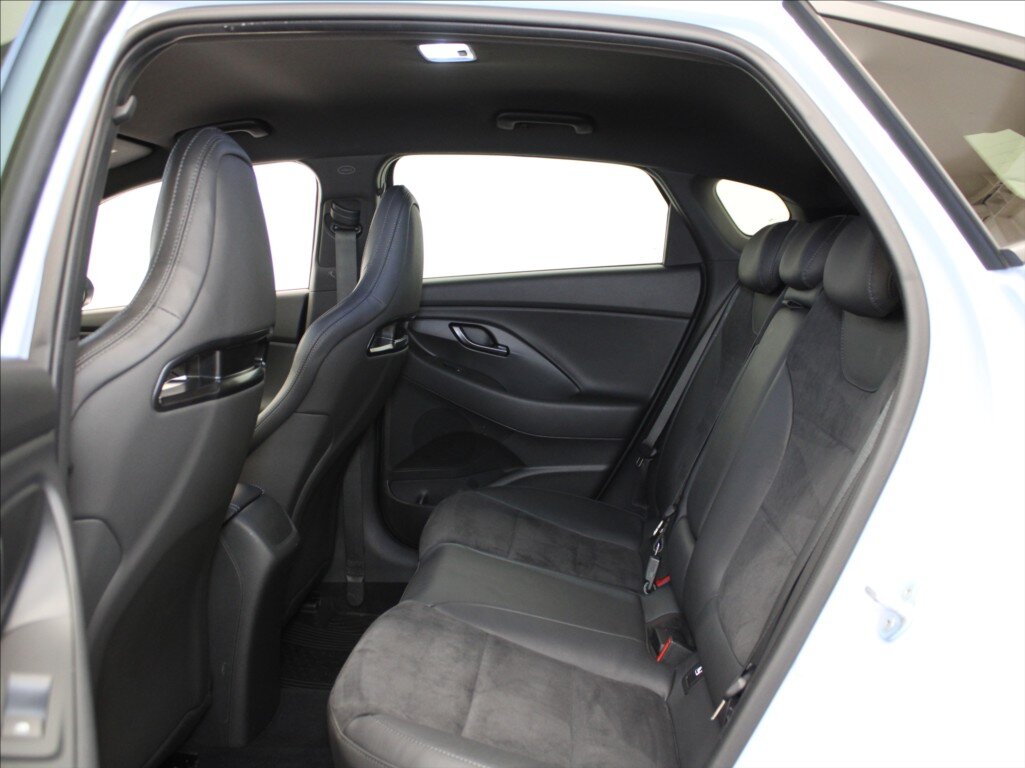 Hyundai i30 Liftback 2,0 l 206 kw