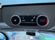 Volkswagen Caravelle 41