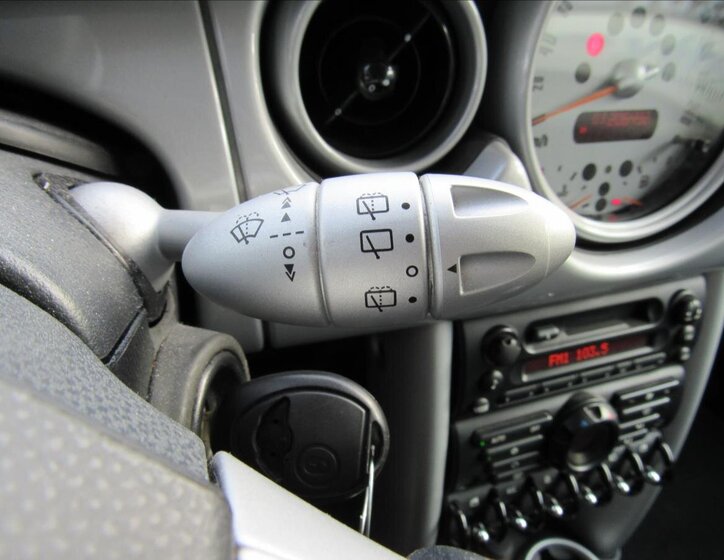 Mini Cooper Hatchback 1,6 l 66 kw