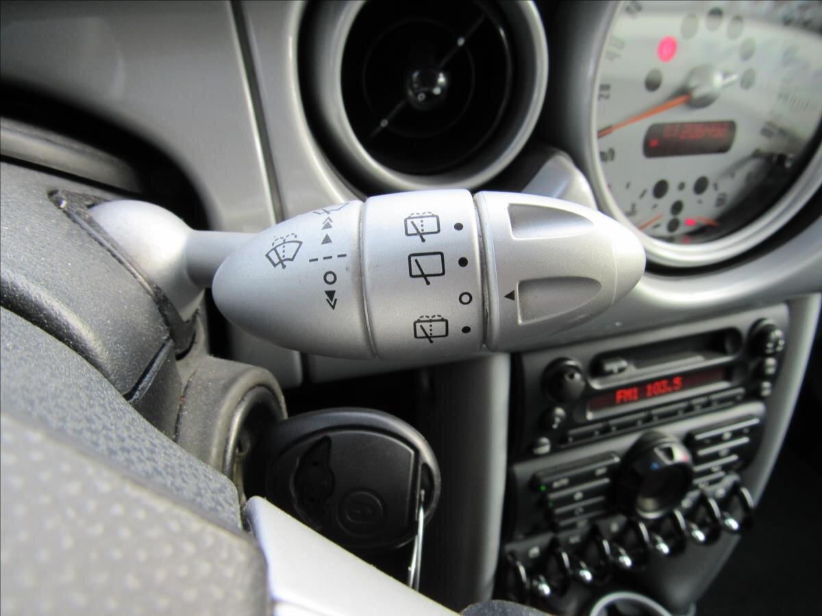 Mini Cooper Hatchback 1,6 l 66 kw