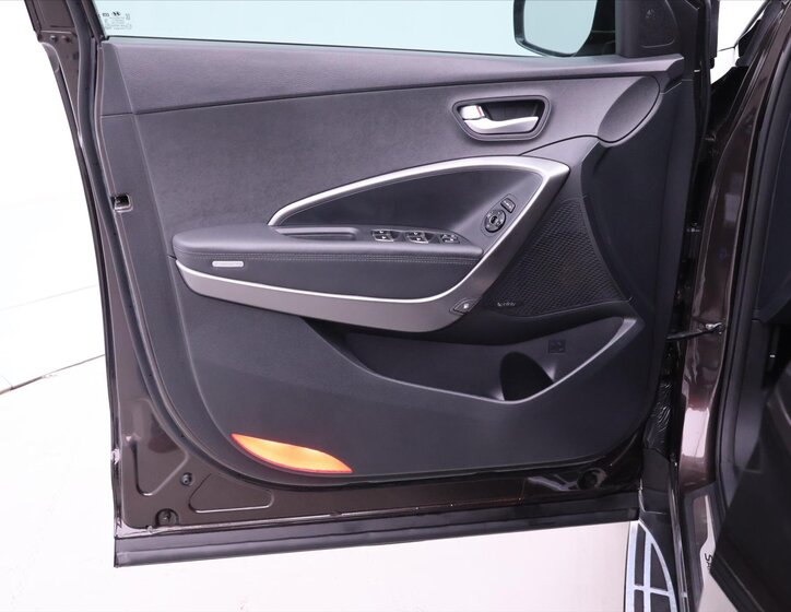 Hyundai Santa Fe SUV 2,2 l 147 kw