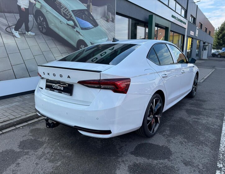 Škoda Octavia Sedan / Limuzína 2,0 l 110 kw
