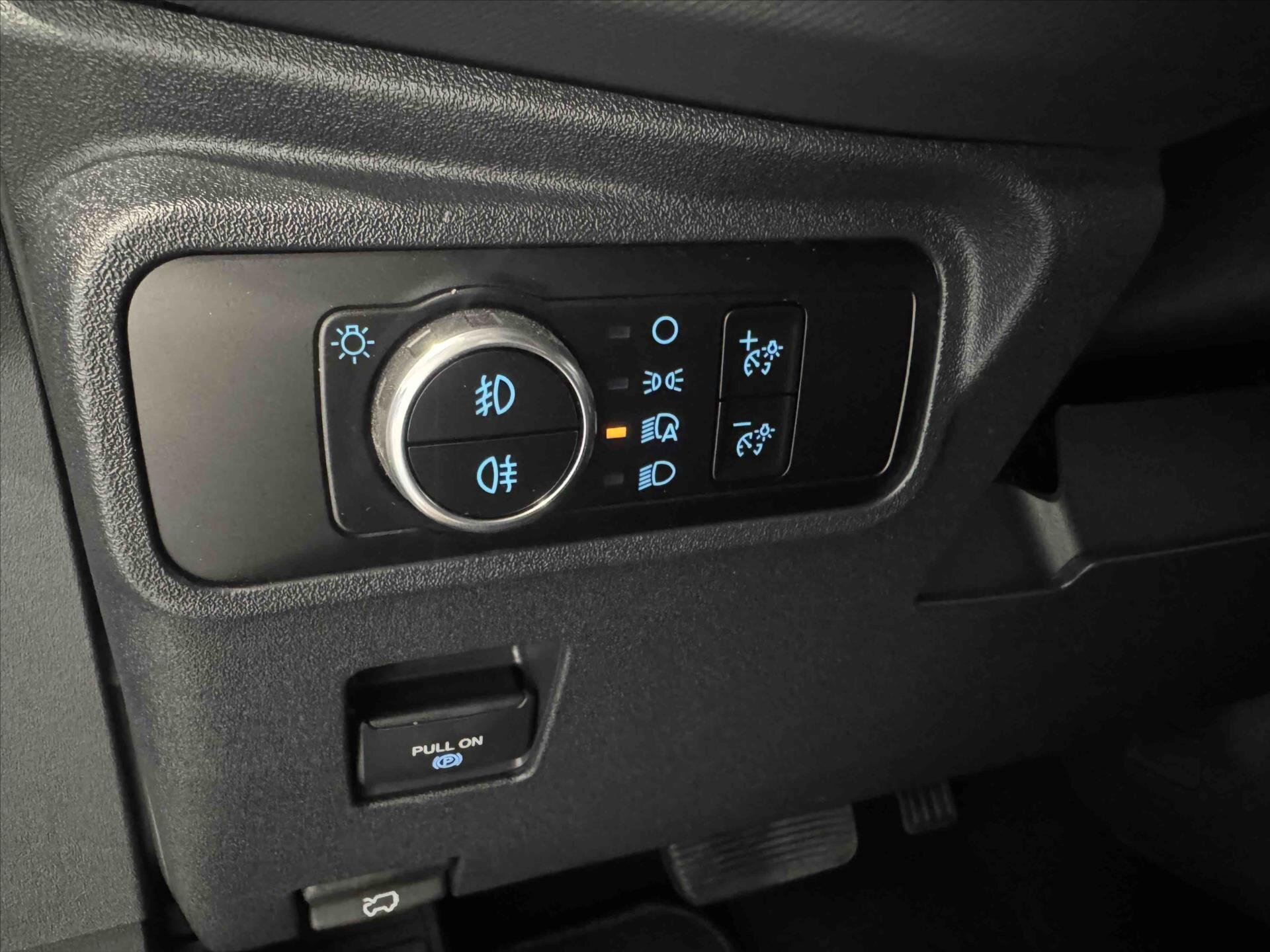 Ford Bronco Ostatní 2,7 l 246 kw