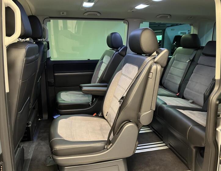 Volkswagen Multivan 8