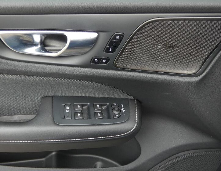 Volvo V60 Kombi 2,0 l 145 kw