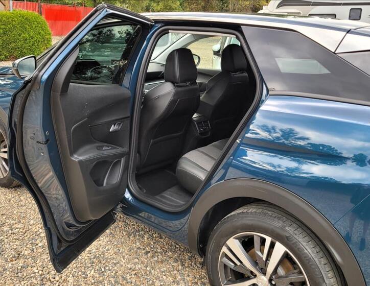 Peugeot 3008 13