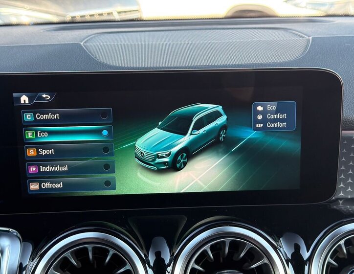 Mercedes-Benz GLB SUV / Terénní 2,0 l 110 kw