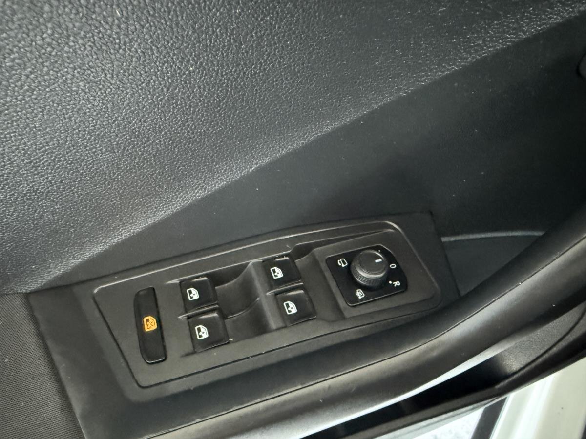 Volkswagen T-Roc Kombi 999,0 85 kw