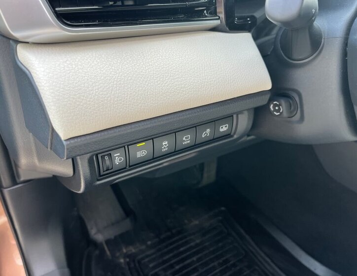 Toyota Camry Sedan / Limuzína 2,5 l 137 kw