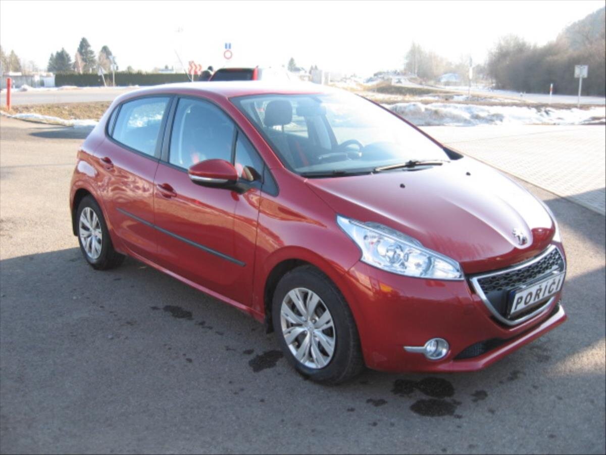 Peugeot 208 Hatchback 999,0 50 kw