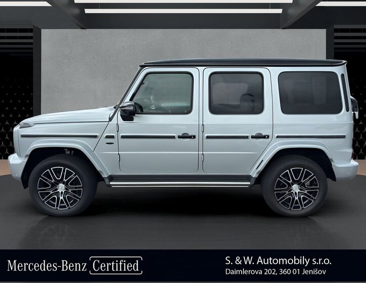 Mercedes-Benz Třídy G SUV / Terénní 0,0 432 kw