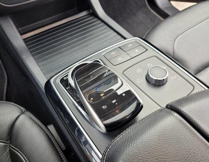 Mercedes-Benz GLS SUV 3,0 l 190 kw