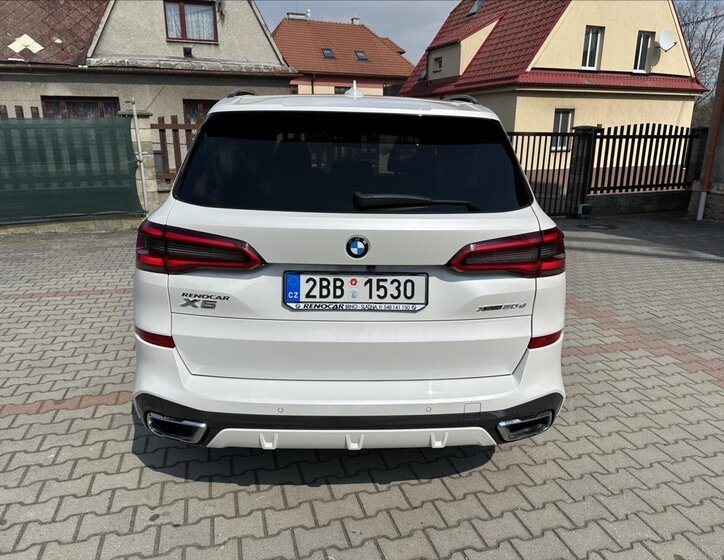 BMW X5 SUV / Terénní 3,0 l 195 kw
