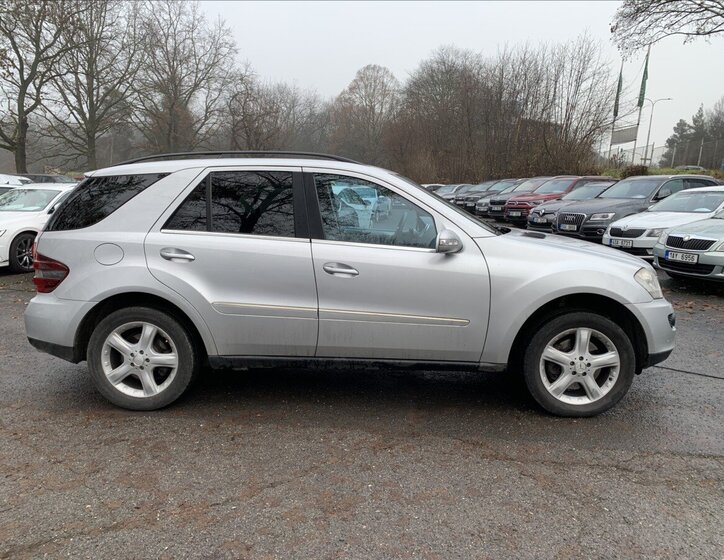 Mercedes-Benz Třídy M 4