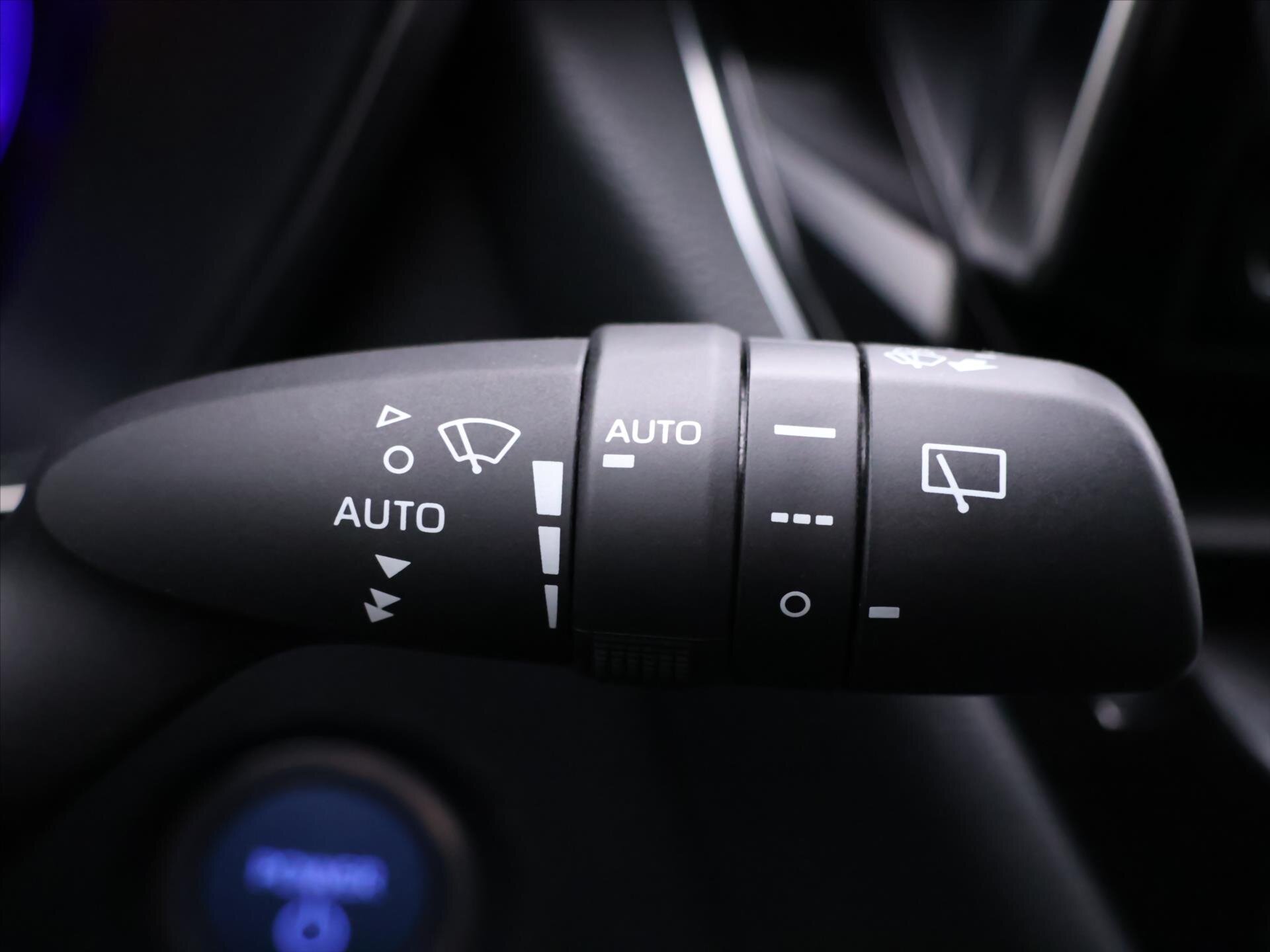 Toyota Corolla Kombi 2,0 l 132 kw