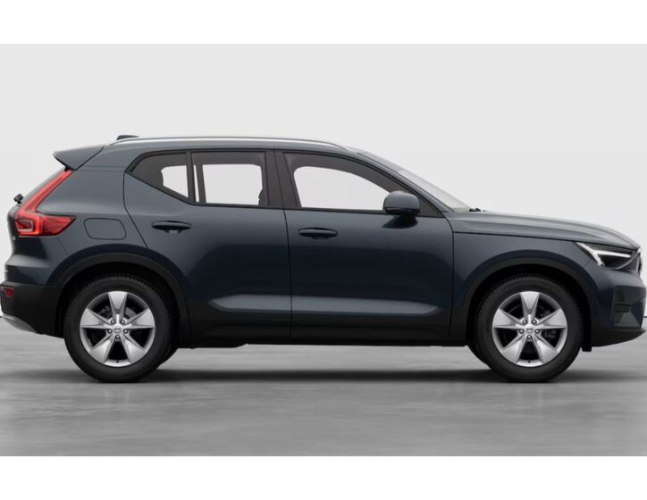 Volvo XC40 8