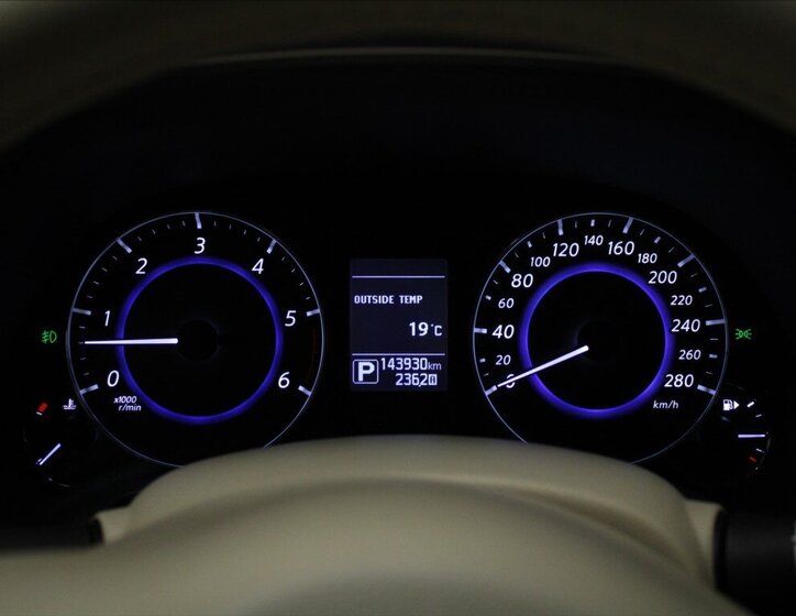 Infiniti QX70 SUV / Terénní 3,0 l 175 kw