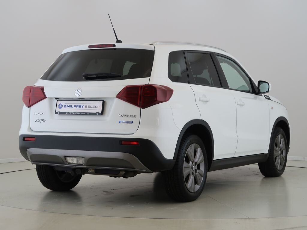 Suzuki Vitara SUV / Terénní 1,4 l 95 kw