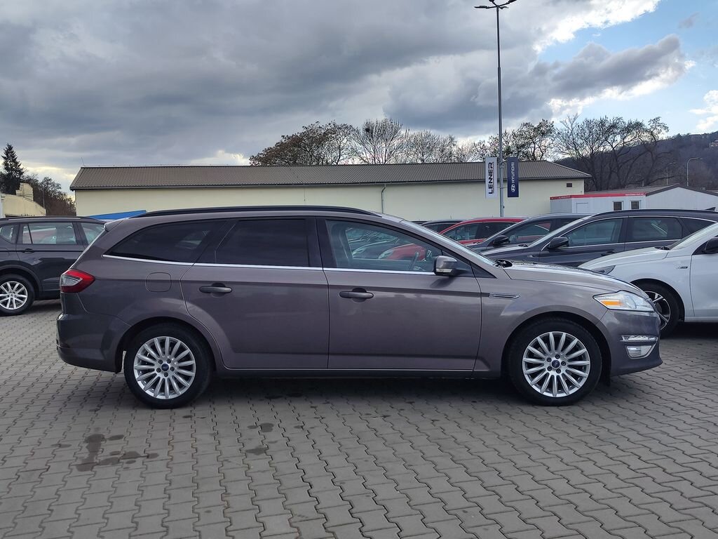 Ford Mondeo Kombi 1,6 l 118 kw