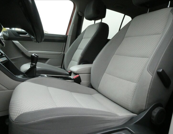 Volkswagen Touran 34