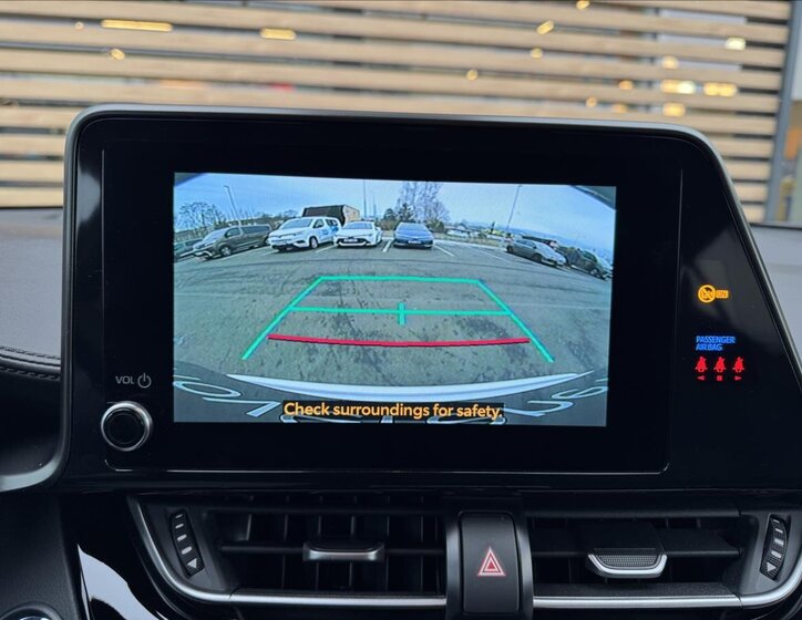 Toyota C-HR Hatchback 1,8 l 72 kw