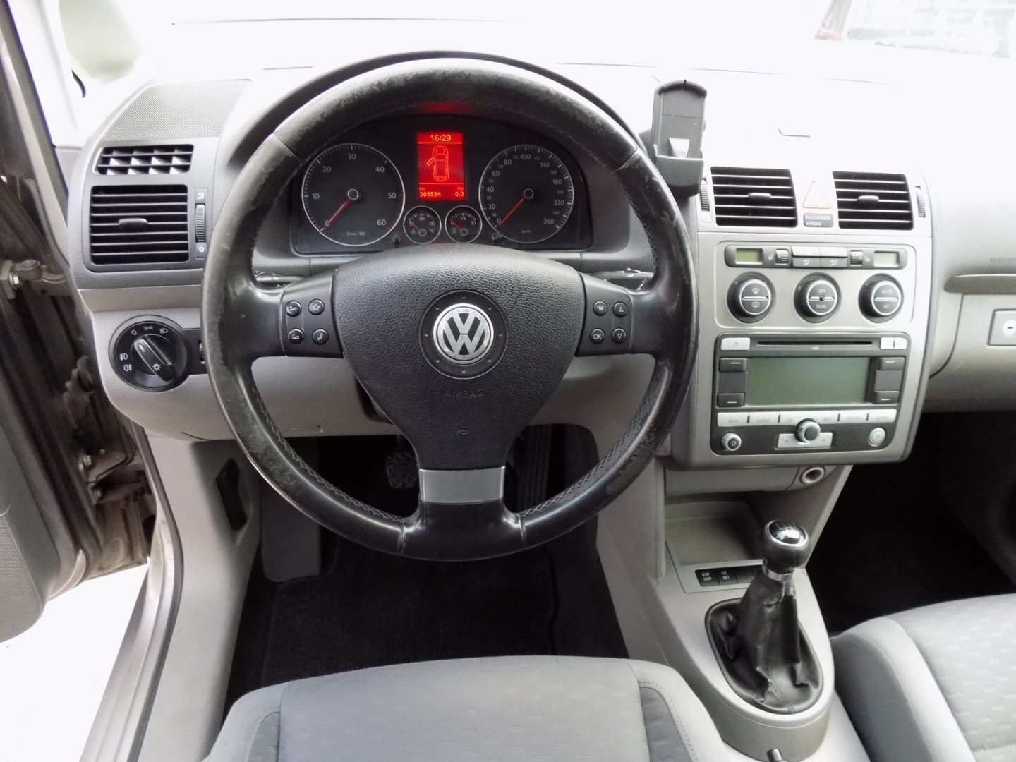 Volkswagen Touran Ostatní 2,0 l 103 kw