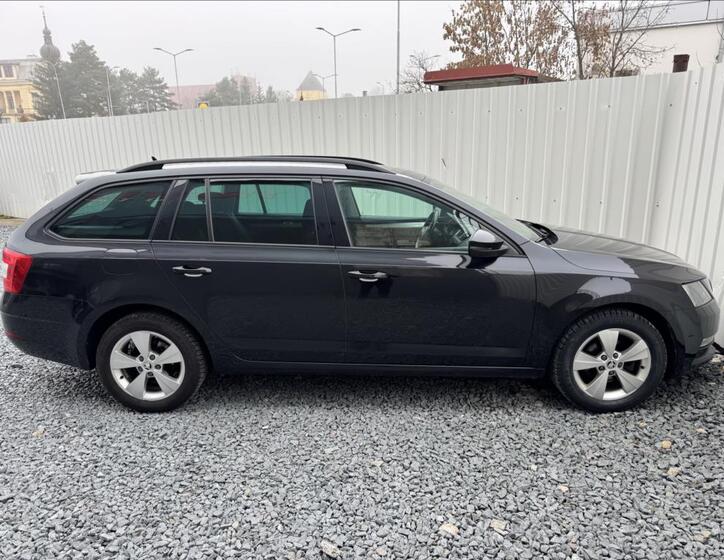 Škoda Octavia 14