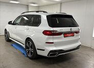 BMW X7 Kombi 3,0 l 250 kw