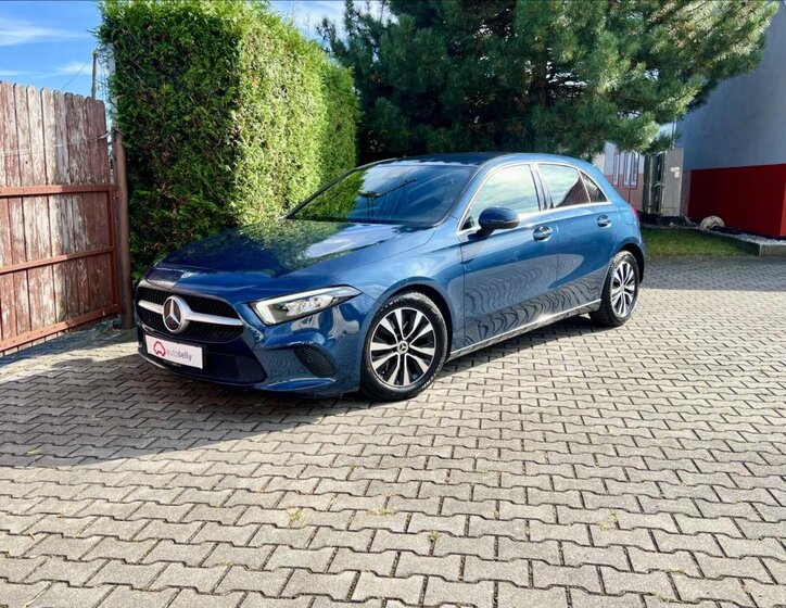 Mercedes-Benz Třídy A Hatchback 2,0 l 110 kw