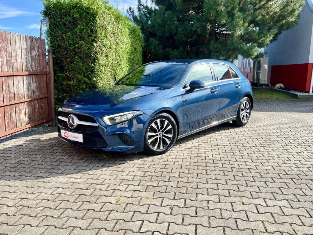 Mercedes-Benz Třídy A Hatchback 2,0 l 110 kw