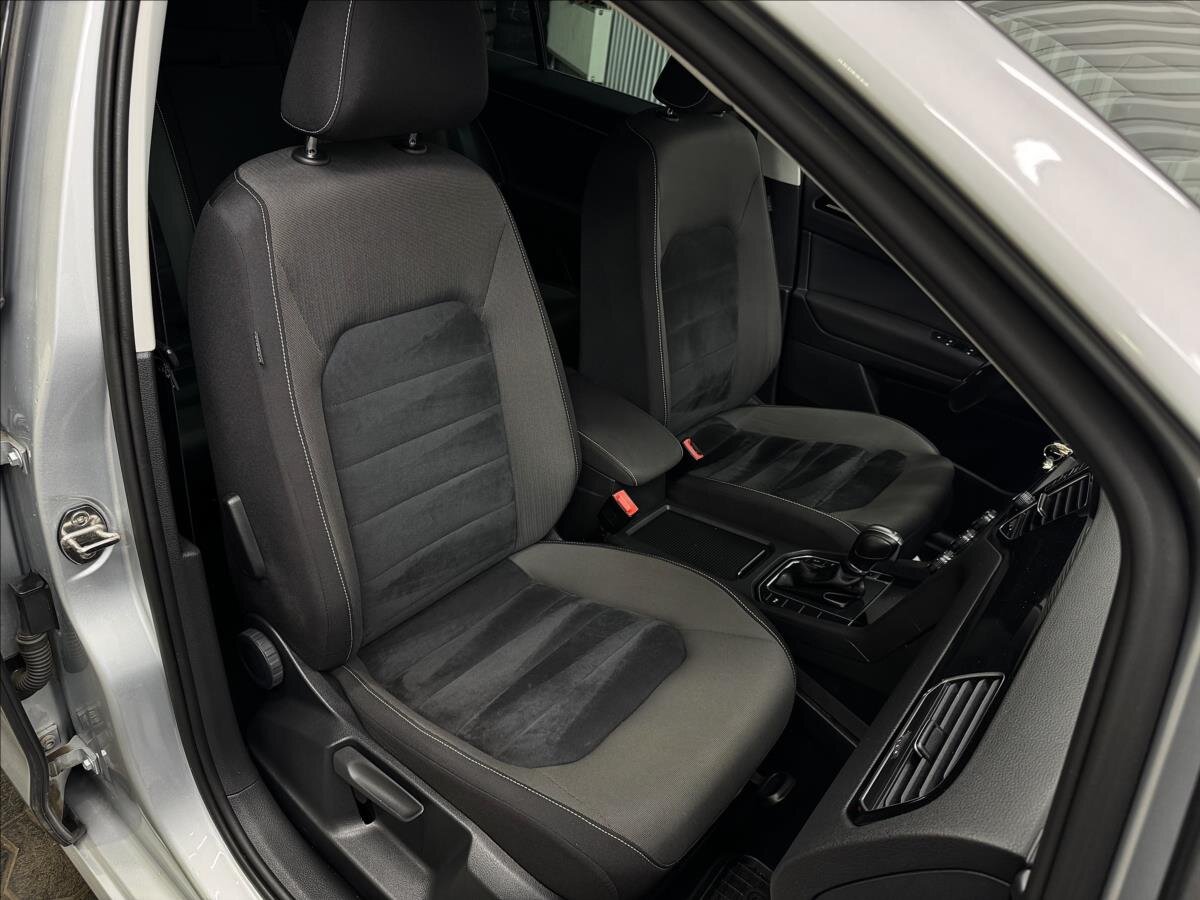 Volkswagen Golf Sportsvan MPV 1,6 l 81 kw