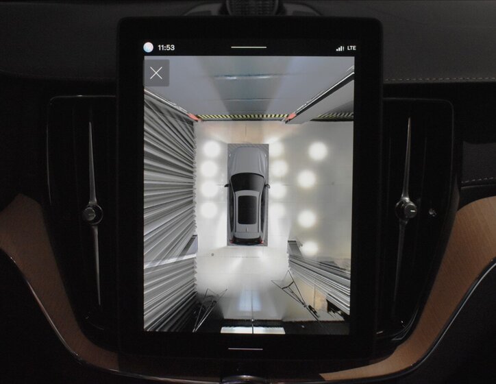 Volvo XC60 SUV / Terénní 2,0 l 257 kw