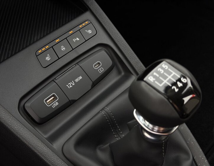 KIA Stonic CUV 998,0 74 kw