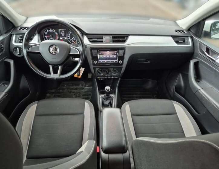 Škoda Rapid Sedan / Limuzína 999,0 70 kw