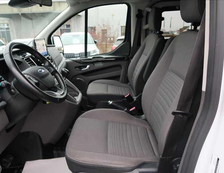 Ford Tourneo Custom Ostatní 2,0 l 96 kw
