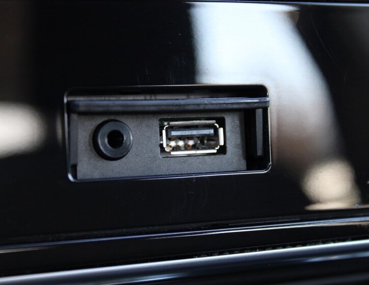 Toyota Corolla Sedan / Limuzína 1,6 l 97 kw